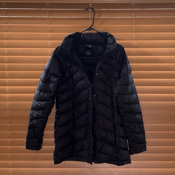 The North Face Women's Black Puffer Jacket ~ Small - Picture 1 of 10